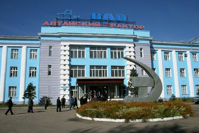 Барнаульская «Империя» купила сгоревшее здание «Алтайского тракторного завода»