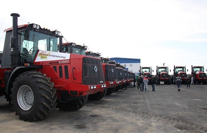 В Алтайском крае будут производить до 20% деталей тракторов «Кировец»