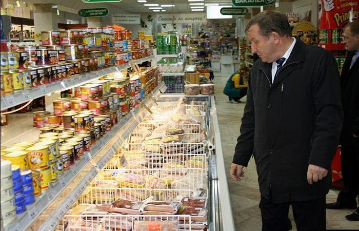 Александр Карлин: «Ограничение импорта продуктов станет дополнительным стимулом для аграрной отрасли Алтайского края»