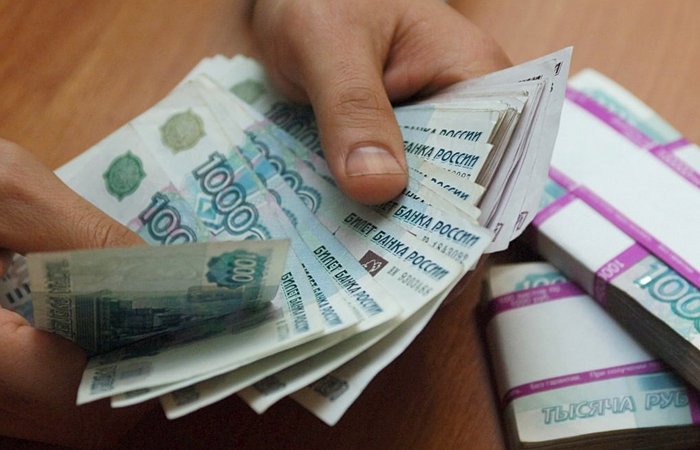 Алтайский край занял последнее место по уровню зарплаты в Сибири