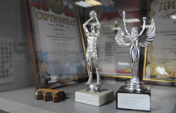 На «Алтай-Коксе» прошли корпоративные соревнования по волейболу