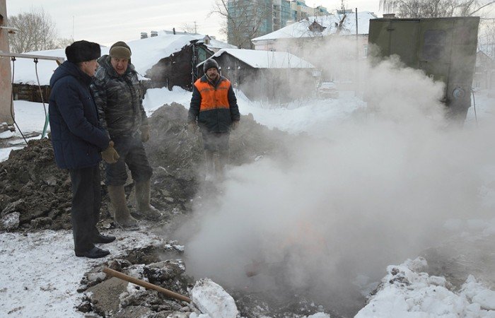 «Сибирская генерирующая компания» назвала причину большого числа коммунальных аварий в Барнауле
