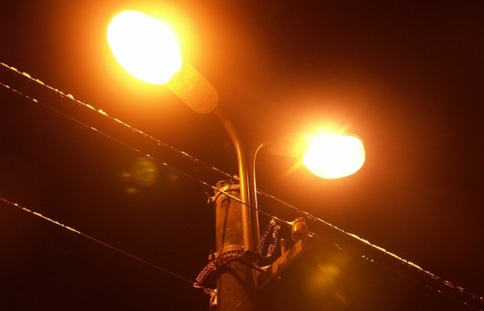 Власти Барнаула начали соблюдать требования ГОСТа по уличному освещению