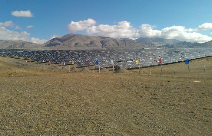 Первая на Алтае солнечная электростанция заработает в конце марта