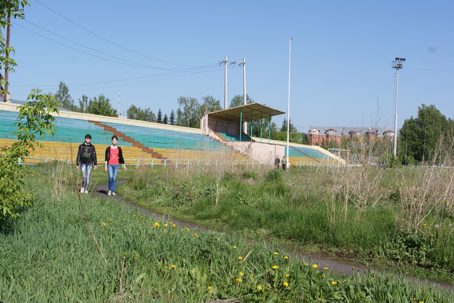 Власти Бийска намерены не допустить строительства жилья на месте стадиона «Авангард»