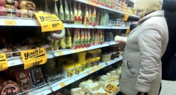 Крупнейшие российские ритейлеры сами договорились заморозить цены
