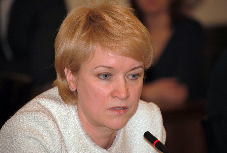 Эльвира Вебер: «В декабре мы в Барнаул валюту везли самолетами»