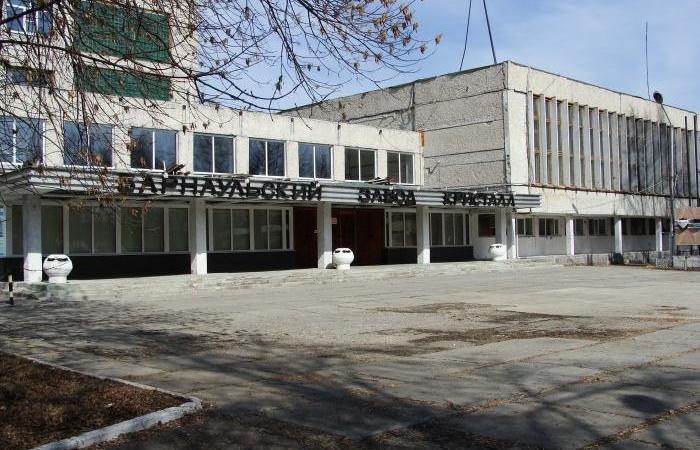 «Алроса» продаёт часть завода «Кристалл» в Барнауле