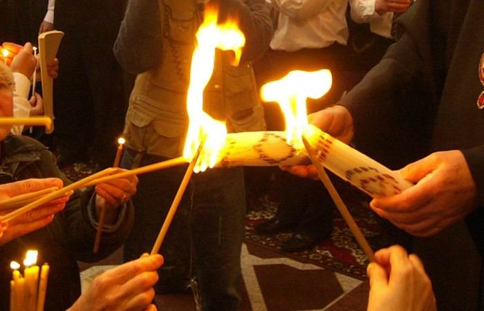 «Алтай-Кокс» помог доставить благодатный огонь из Израиля на Алтай