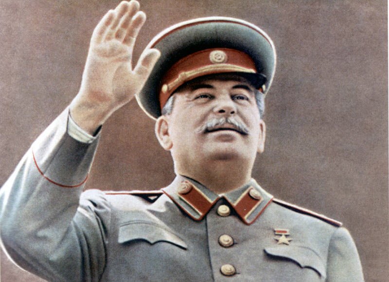 Барнаульские коммунисты объявили приз за самое креативное селфи со Сталиным