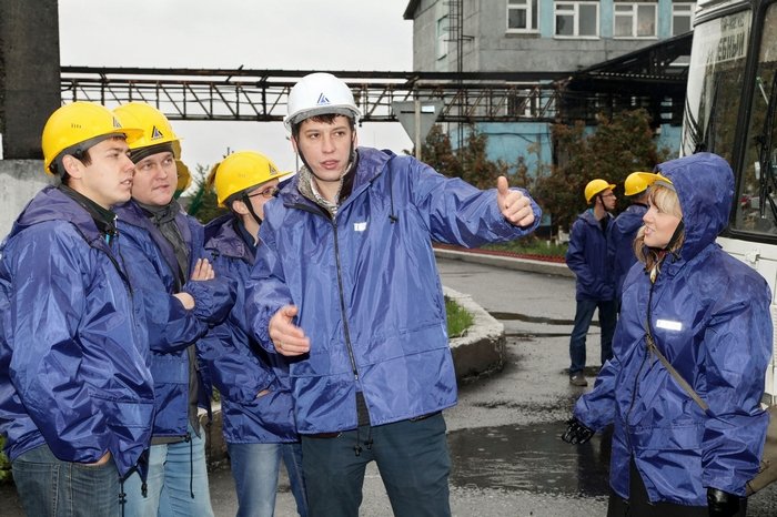 Молодые специалисты Алтай-Кокса и Кемеровского «Кокса» обменялись опытом