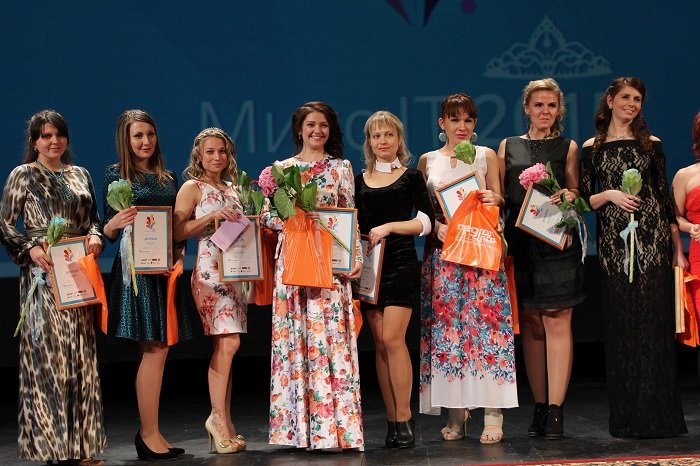 На Алтае выбрали "Мисс ИТ 2015"