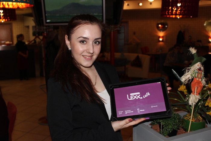 Первое в Барнауле электронное меню – в новом ресторане Lexx cafe