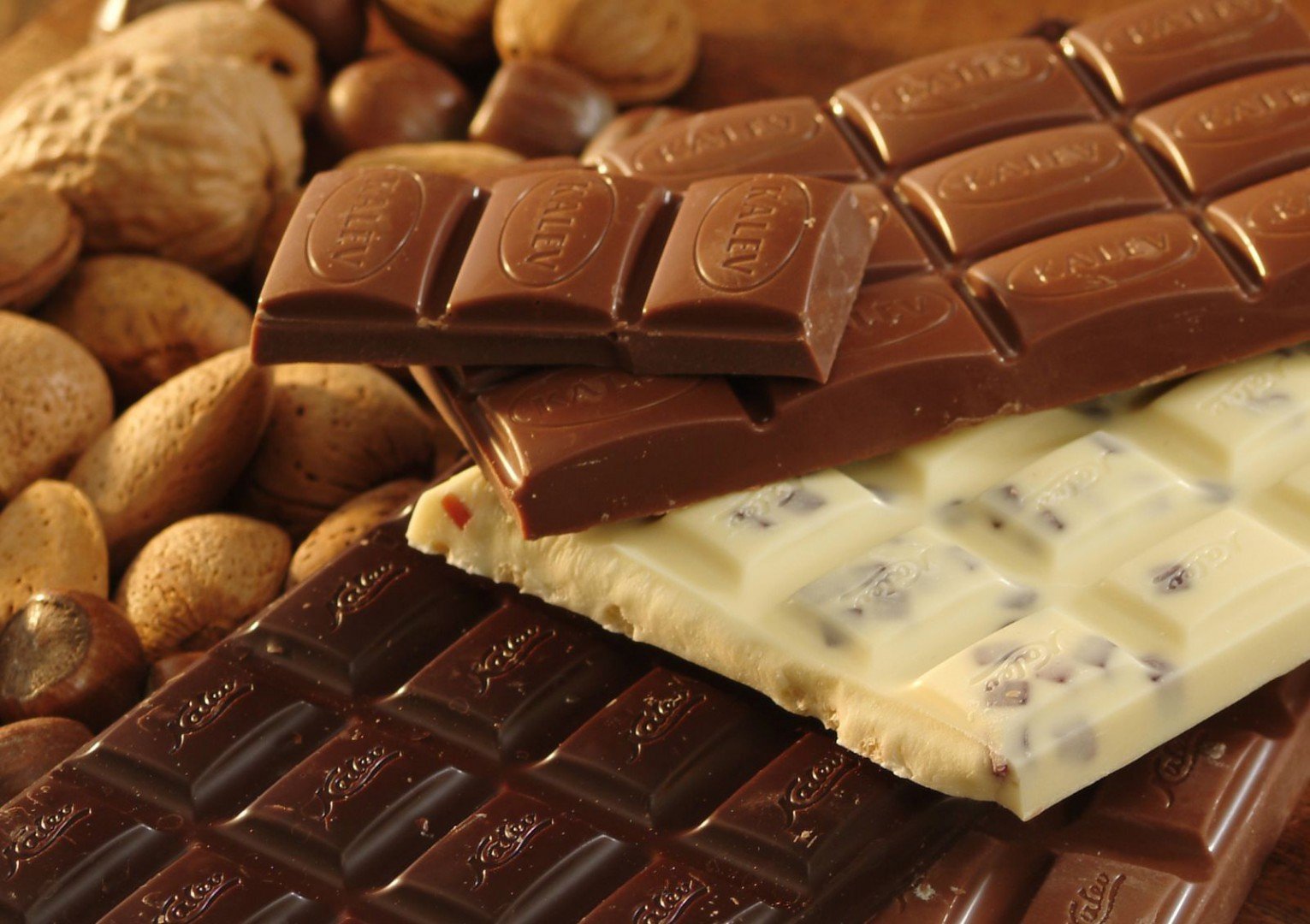 Российские кондитерские фабрики будут вынуждены использовать заменители какао-бобов