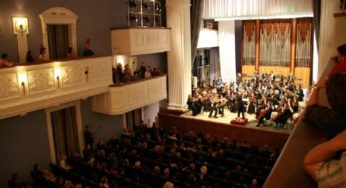 В Барнауле споют солисты Мариинского театра