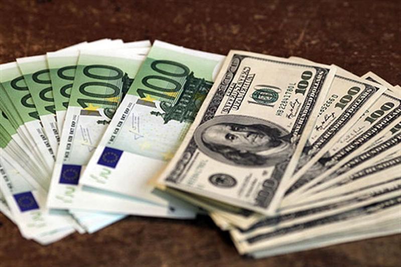 Официальный курс евро опустился ниже 80 рублей