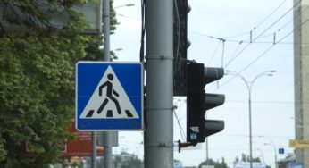 В Барнауле установят около 2 000 дорожных знаков