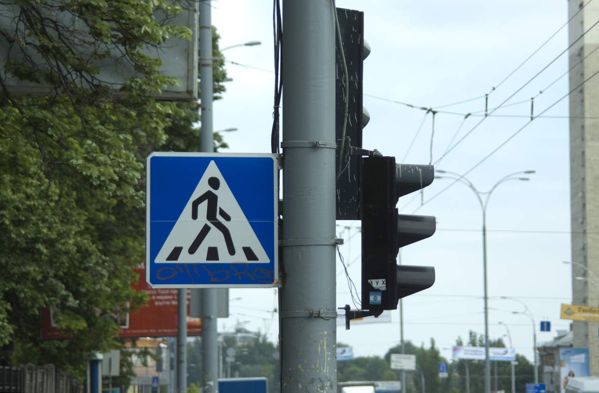 В Барнауле установят около 2 000 дорожных знаков