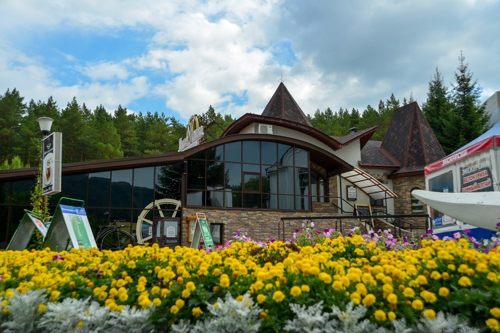 Белокуриха - один из самых популярных лечебных курортов в России