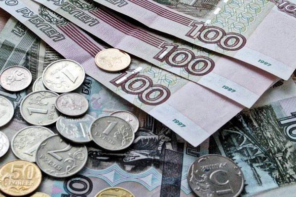 «Минималка» выросла на 1300 рублей
