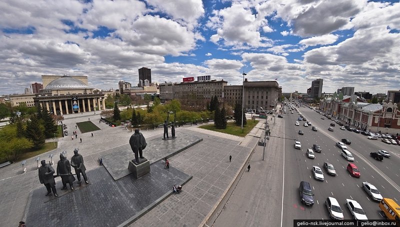 Жители Новосибирска предложили установить памятник Сталину в центре города