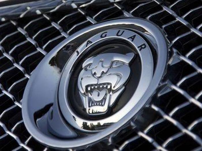 Неприкаянные Jaguar и Land Rover из Новосибирска поедут в Барнаул