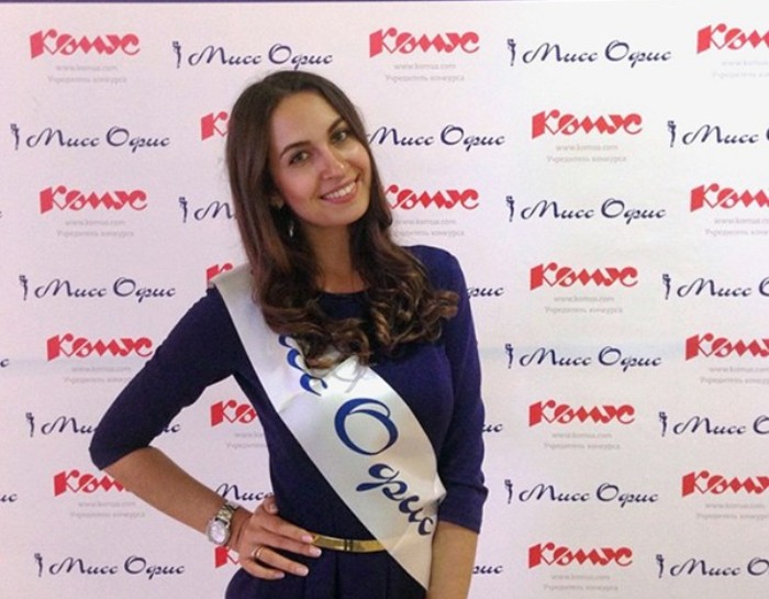 Софья Попова вышла в финал конкурса "Мисс офис-2016"