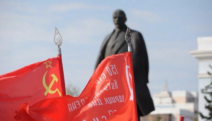 Коммунисты определились с депутатами АКЗС на семь восьмых