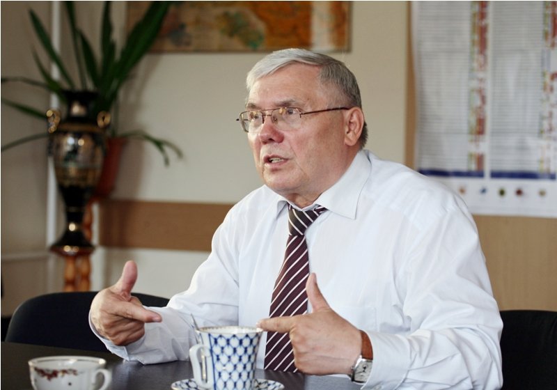 Главный онколог Алтайского края возглавил комитет по здравоохранению в региональном парламенте