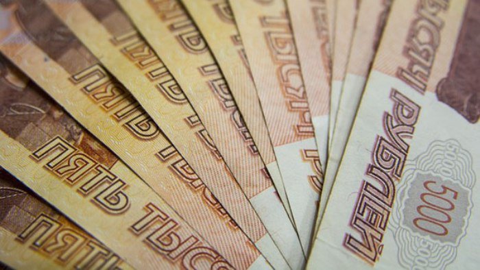 Цифра дня: средняя зарплата в Алтайском крае – 17.581 рубль