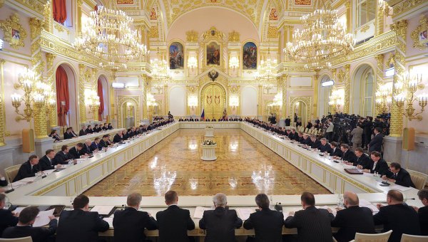 Снова двойка: алтайский губернатор остановился в шаге от красной зоны «кремлевского рейтинга»