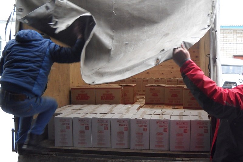 Алтайская полиция проверит на безопасность два грузовика контрафактного импортного алкоголя