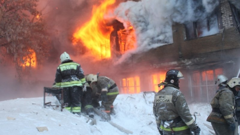 Пожар на радиозаводе в Барнауле (подробности, видео)