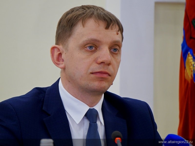 Николай Чиняков рассказал депутатам АКЗС об инвестиционной привлекательности края