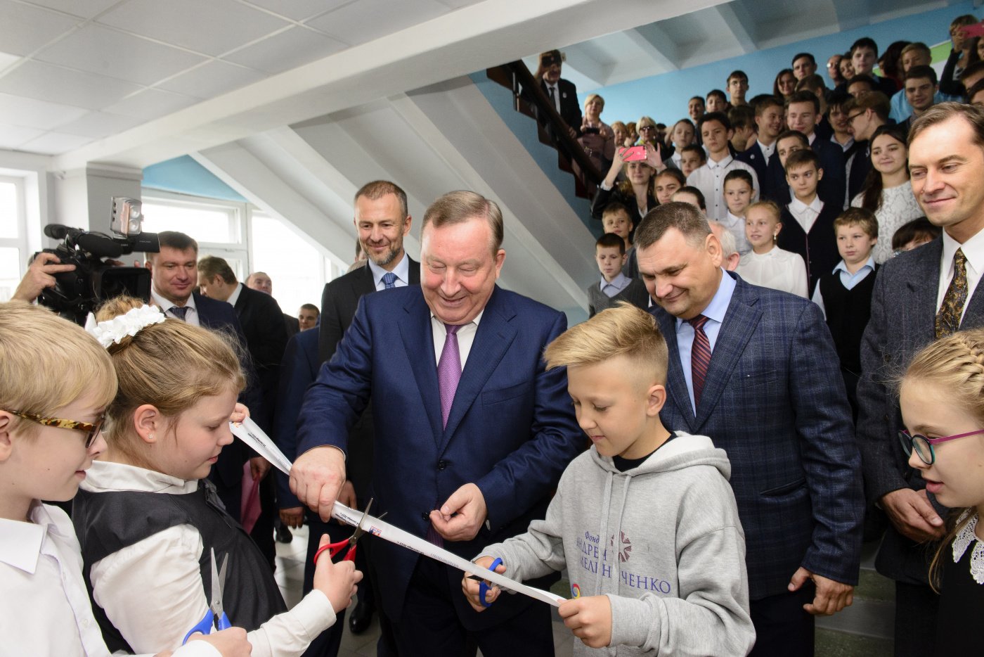 Первый в Сибири: Фонд Андрея Мельниченко открыл на Алтае современный образовательный центр