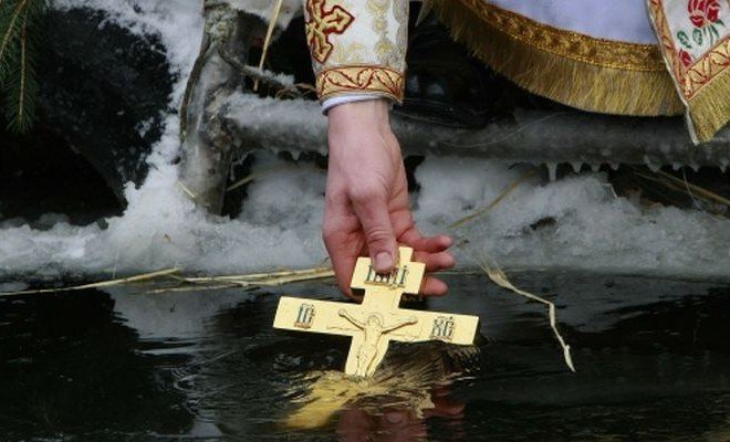 «Росводоканал Барнаул» помог храму на Крещение