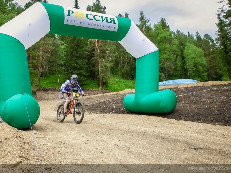 "Белка в колесе": в городе-курорте Алтайского края открыли велопарк