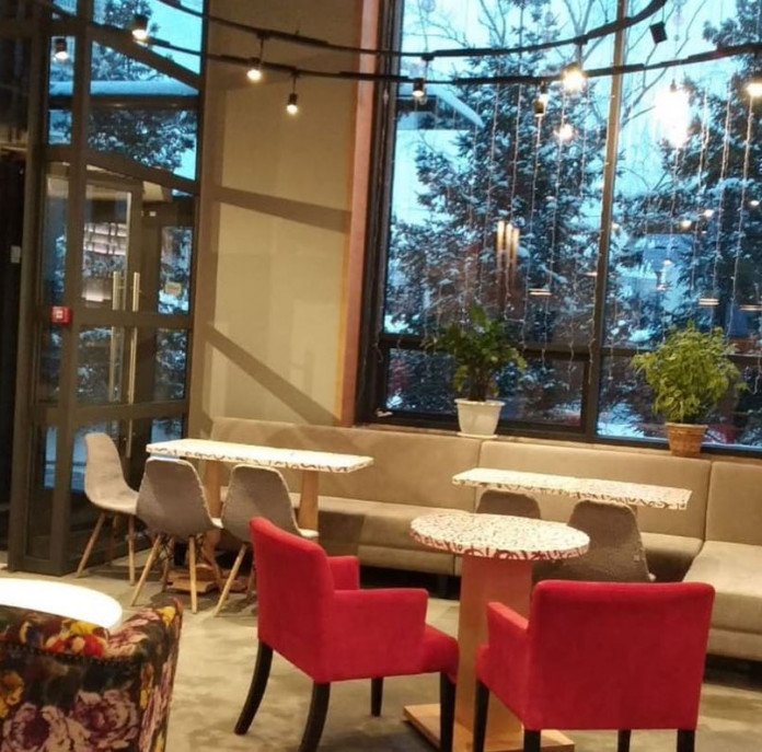 На месте Port Cafe в центре Новосибирска откроется ресторан Pura Vida