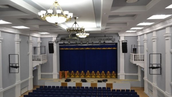 Уложились в срок: Рубцовский драмтеатр открыли после масштабной реконструкции