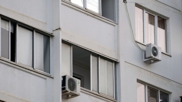 Суд оправдал мужчину, выбросившего младенца из окна многоэтажки