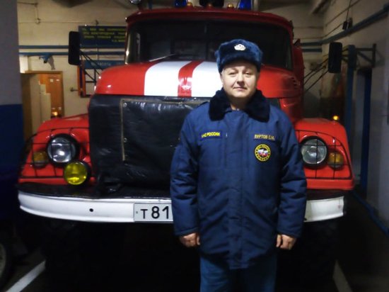 Пожарный спас от холода жителей Алтайского края