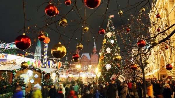 Москва потратит на Новый год почти 1 млрд рублей