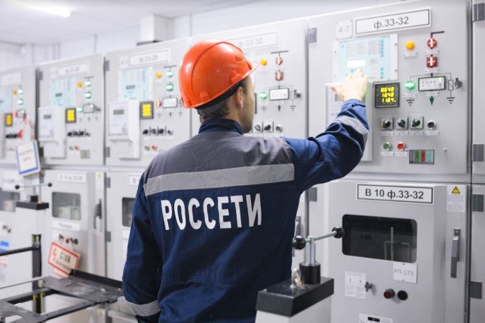 Министр энергетики РФ и глава «Россетей» запустили подстанции в Сибири