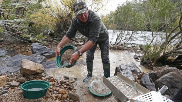 Суд окончательно запретил золотодобычу на реке Ануй