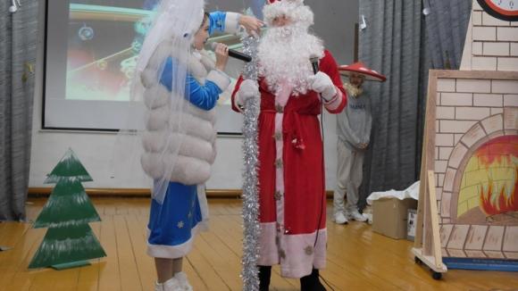 Барнаульцы устроили сказочный праздник для детей-инвалидов