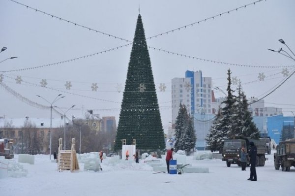 Снежный городок на Сахарова в Барнауле начнут разбирать 14 января