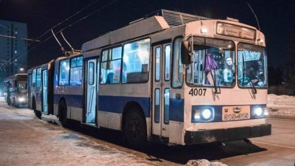 Водители общественного транспорта в Барнауле пожаловались на качество уборки снега