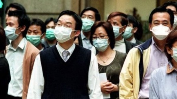 Число заболевших китайским коронавирусом превысило 570 человек