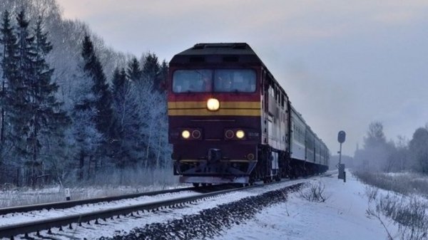 Количество вагонов в пригородных поездах Алтайского края увеличено из-за непогоды