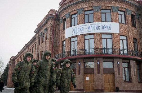 Губернатор создал комиссию по реновации военного городка Новосибирска